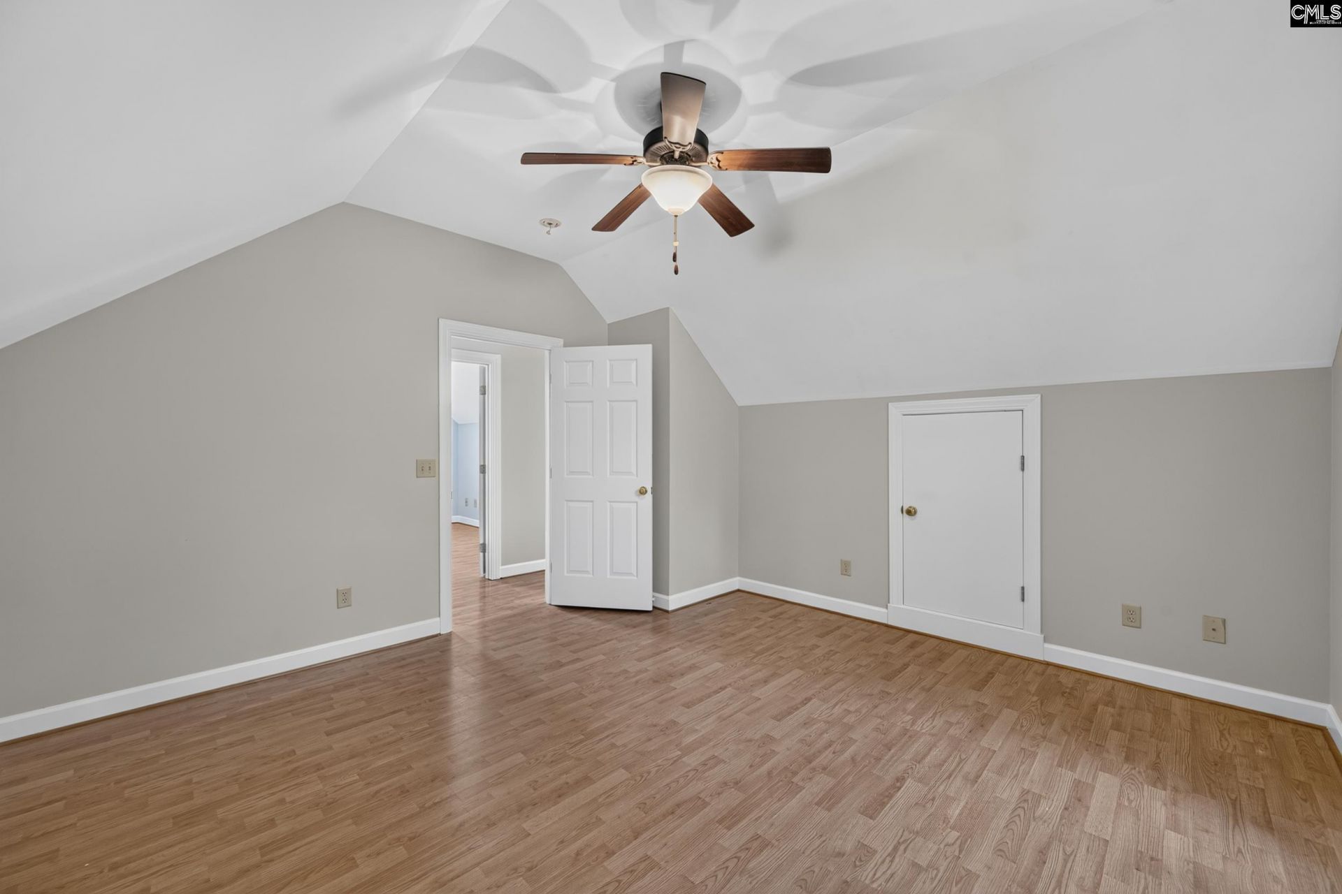 432 Lakeshore Drive  Photo 40