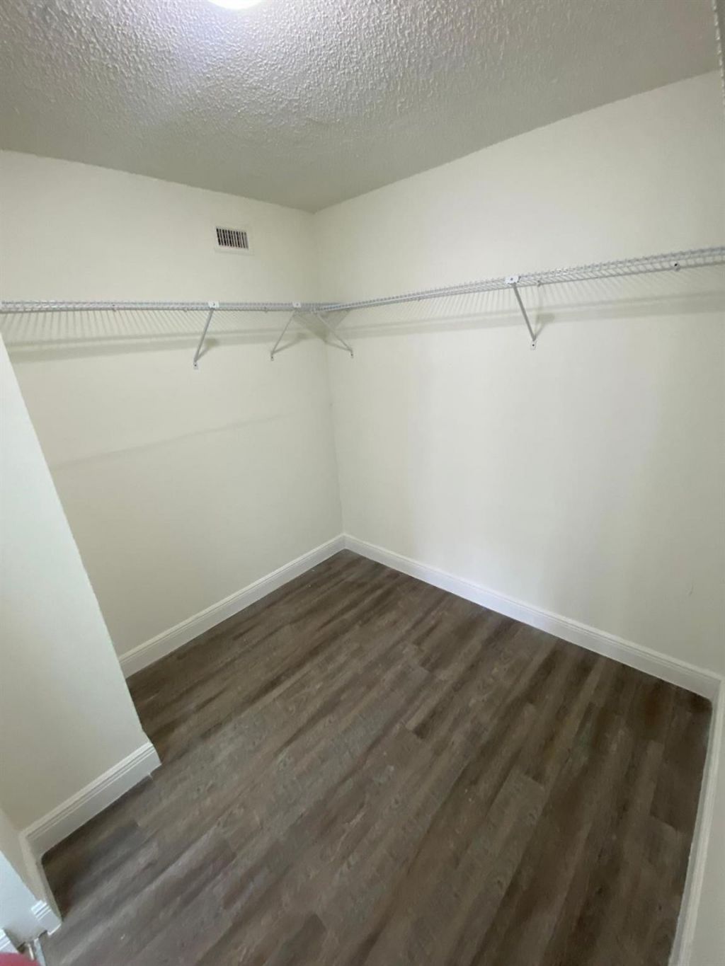 18335 NW 68 Avenue, Unit 750-205, Hialeah, FL 33015 Photo