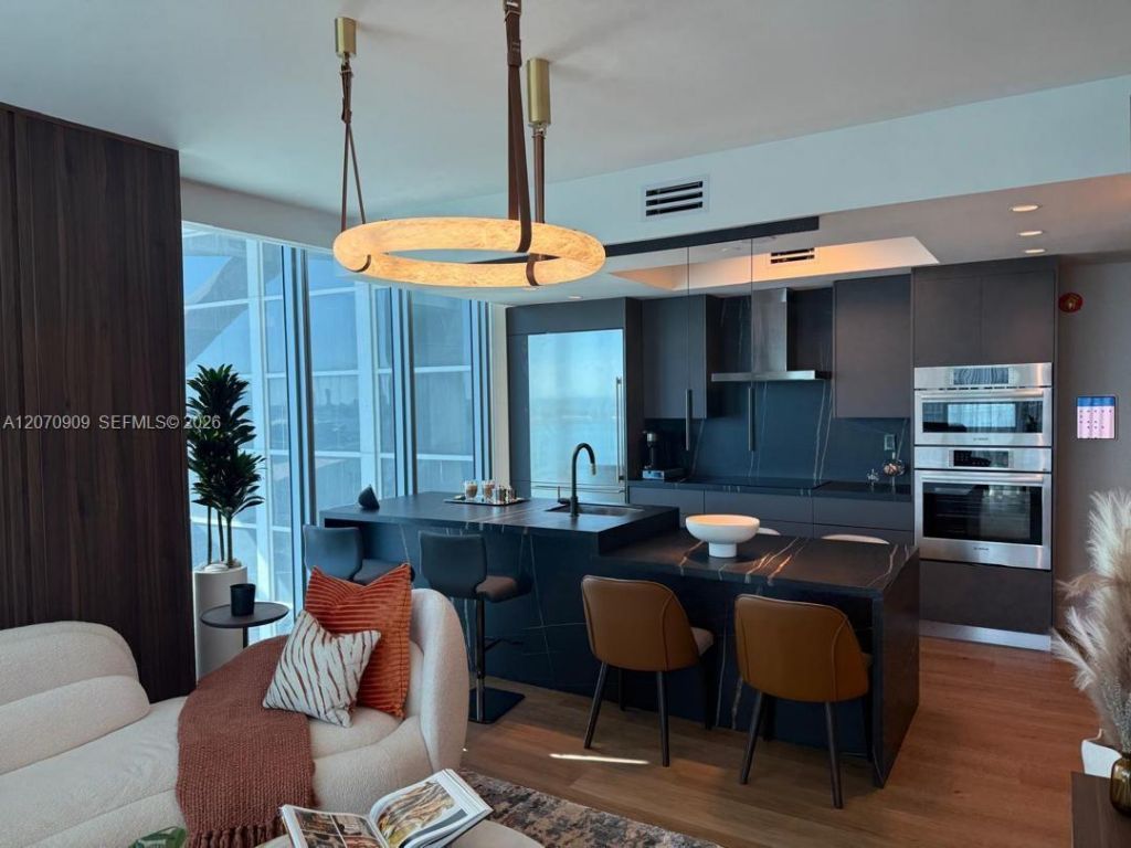 888 Biscayne Blvd , Unit 1509, Miami, FL 33132 Photo