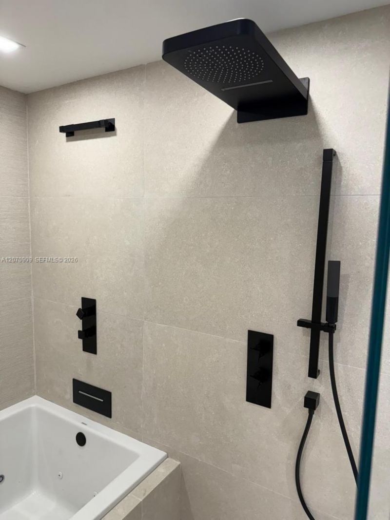888 Biscayne Blvd , Unit 1509, Miami, FL 33132 Photo