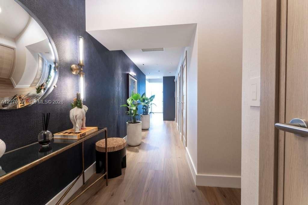 888 Biscayne Blvd , Unit 1509, Miami, FL 33132 Photo
