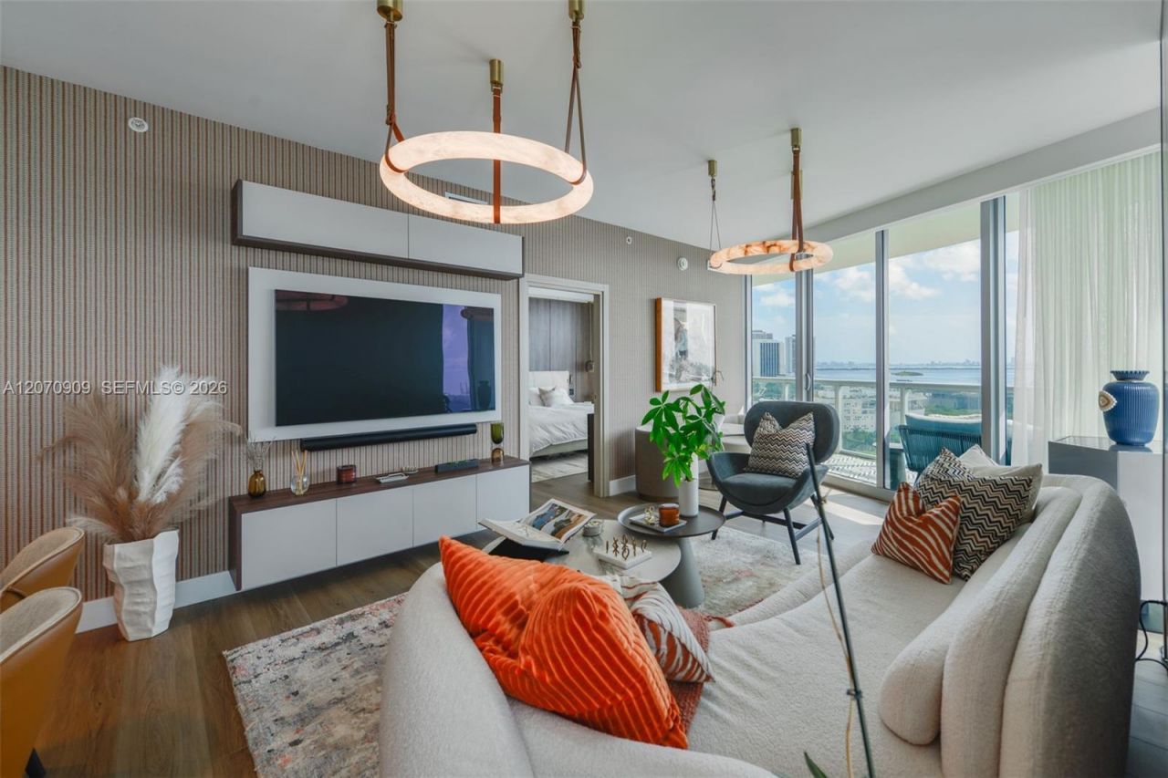 888 Biscayne Blvd , Unit 1509, Miami, FL 33132 Photo