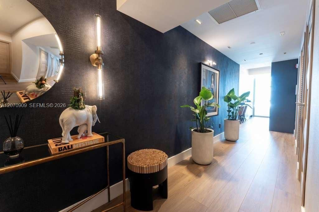 888 Biscayne Blvd , Unit 1509, Miami, FL 33132 Photo