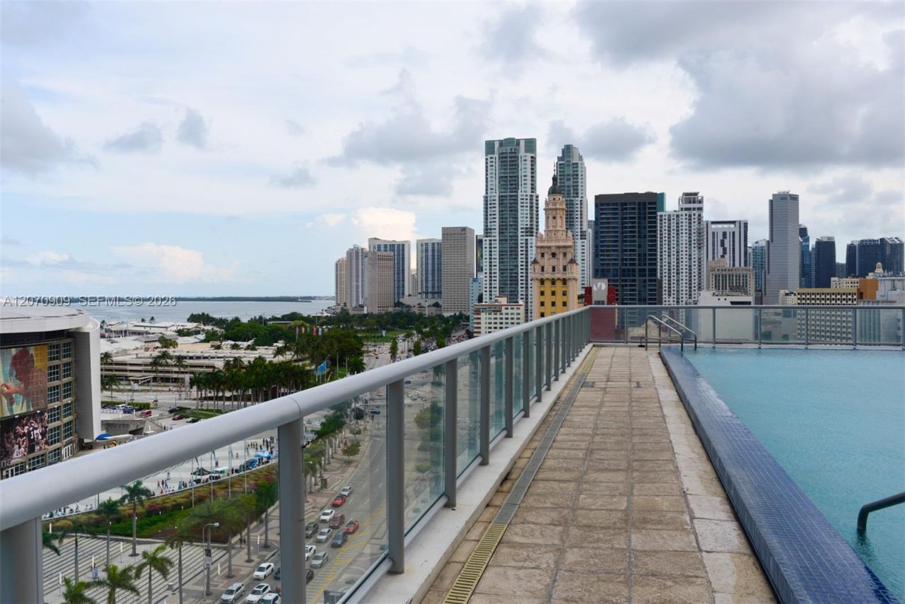 888 Biscayne Blvd , Unit 1509, Miami, FL 33132 Photo