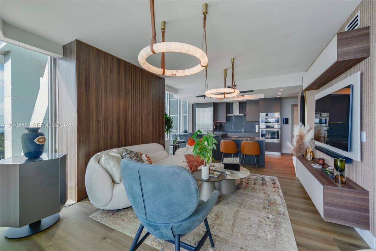 888 Biscayne Blvd , Unit 1509, Miami, FL 33132 Photo