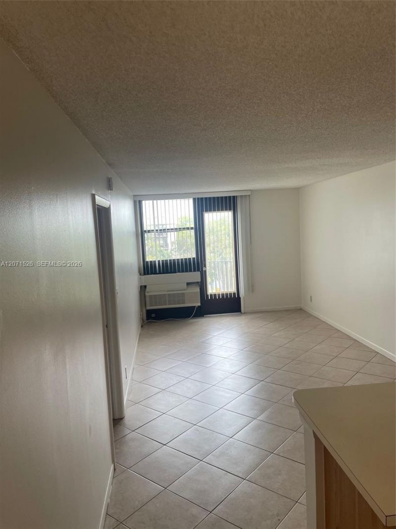 2771 Riverside Dr , Unit 517-A, Coral Springs, FL 33065 Photo