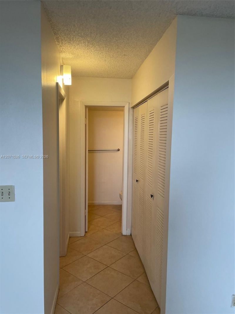 2771 Riverside Dr , Unit 517-A, Coral Springs, FL 33065 Photo