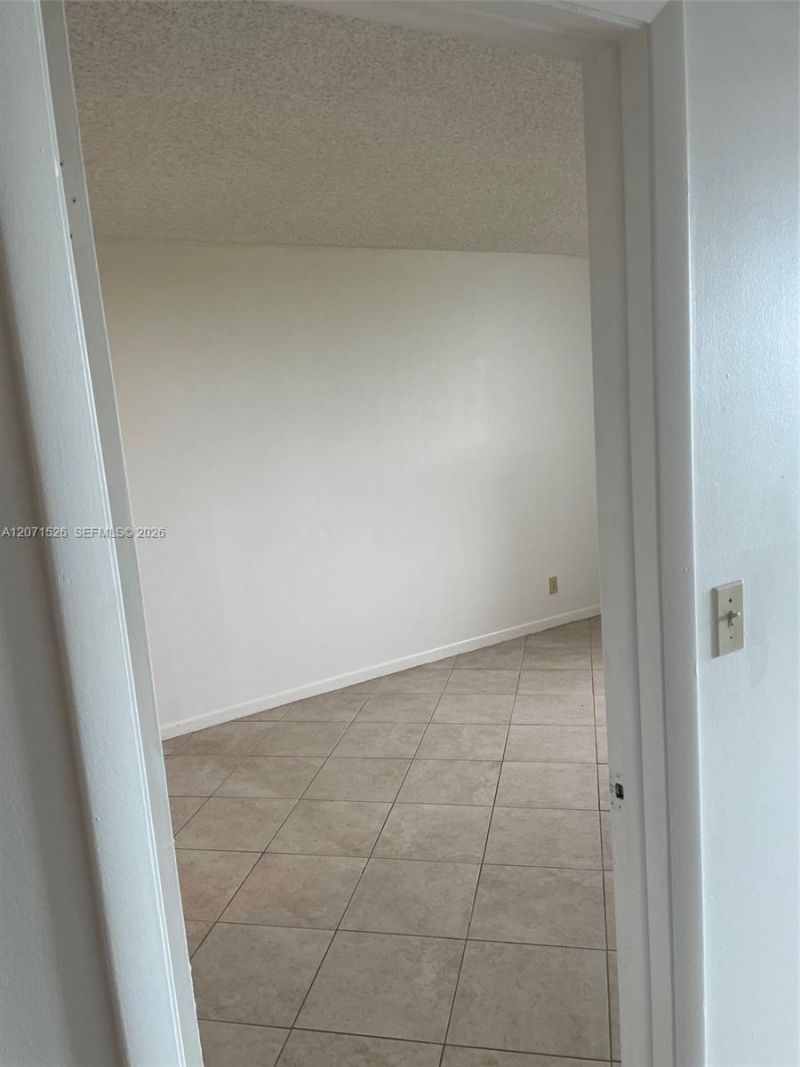 2771 Riverside Dr , Unit 517-A, Coral Springs, FL 33065 Photo