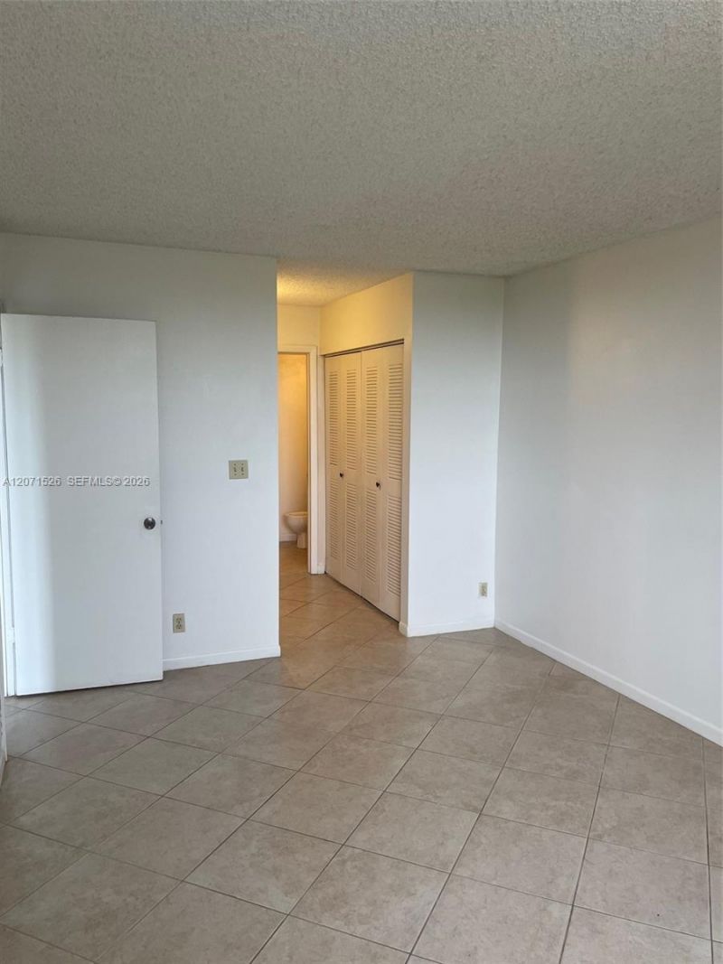 2771 Riverside Dr , Unit 517-A, Coral Springs, FL 33065 Photo