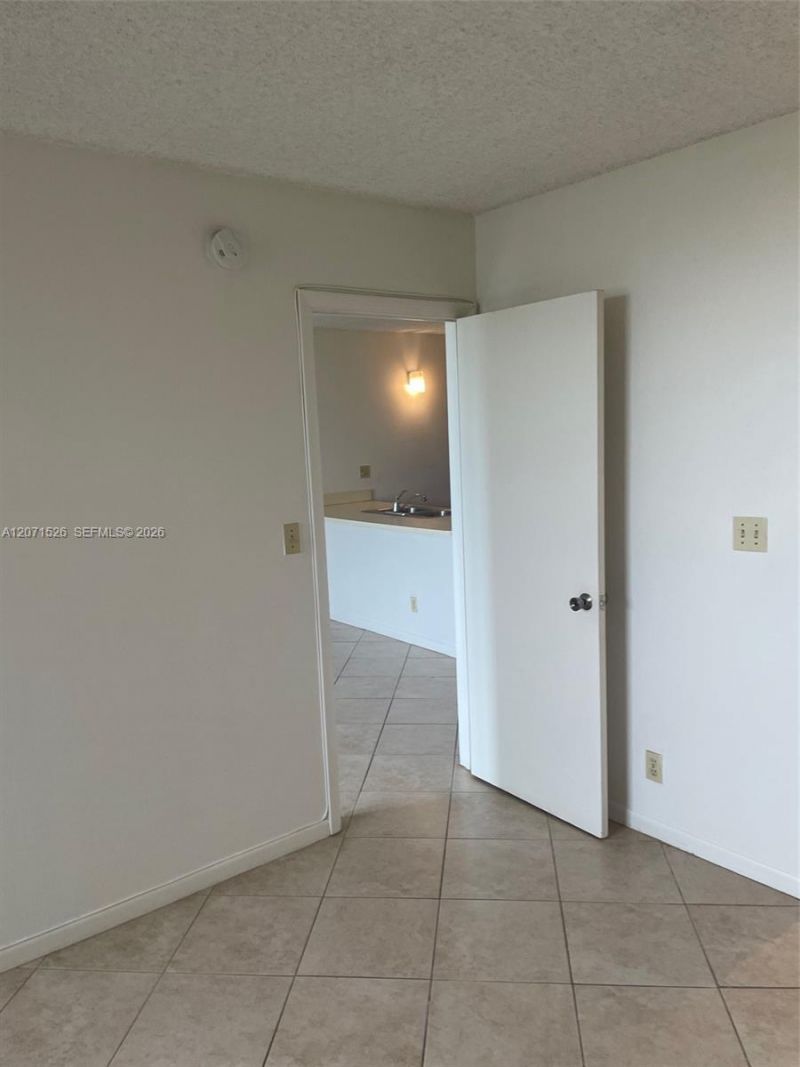 2771 Riverside Dr , Unit 517-A, Coral Springs, FL 33065 Photo