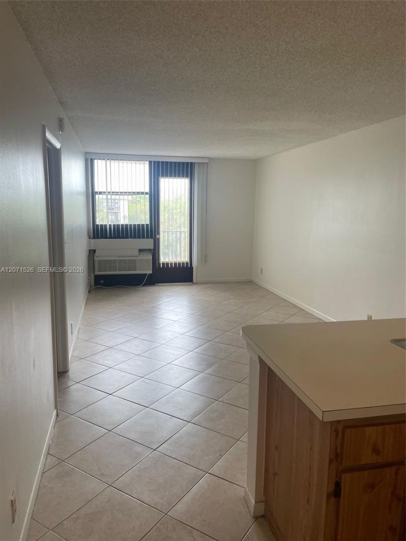 2771 Riverside Dr , Unit 517-A, Coral Springs, FL 33065 Photo
