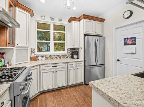 Main Photo