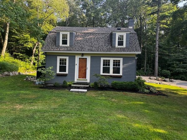 15 Bolton Rd, Harvard, MA 01451