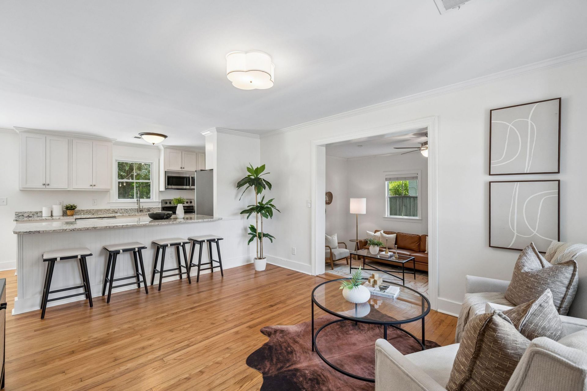 822 W Madison Avenue Photo 8