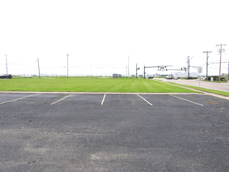 626 W National Road, Vandalia, OH 45377 Photo 7