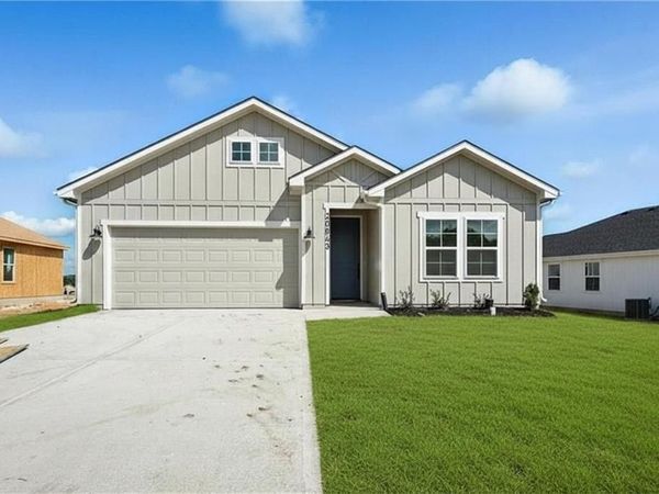 17565 Spivey Street, Gardner, KS 66030