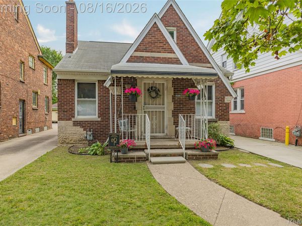 16166 Wildemere Street, Detroit, Mi 48221