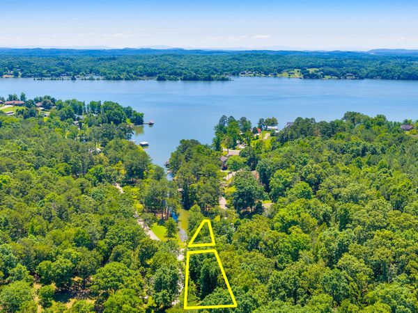 16129 Lakewood Drive, Sale Creek, TN 37373