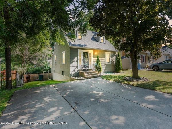 617 Irvington Avenue, Lansing, MI 48910
