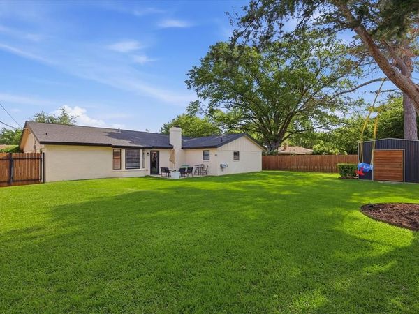 217 E Louella Drive, Hurst, TX 76054