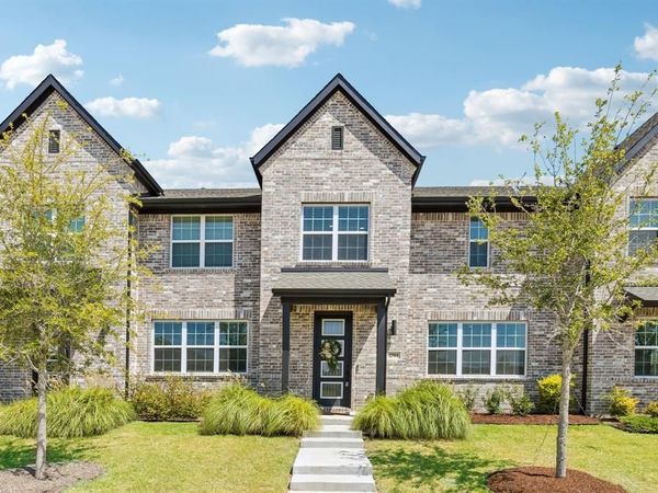 2504 Red Tailed Hawk Lane, McKinney, TX 75071