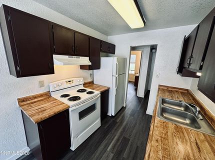 3910 Clear Acre Lane, Unit APT 41, Reno, NV 89512 Photo