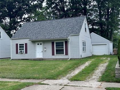 423 Victor Avenue Cuyahoga Falls, OH 44221
