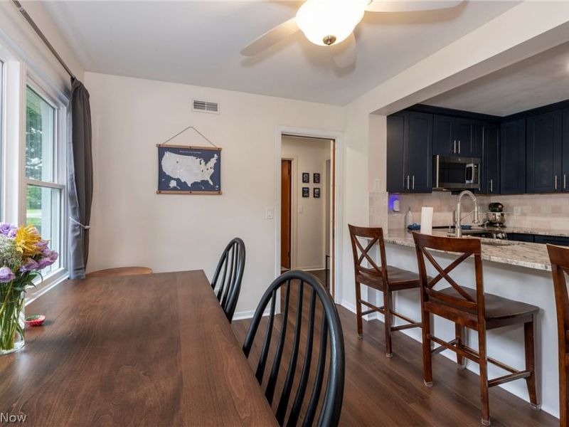 131 Edgewood Drive, Berea, OH 44017 Photo 11