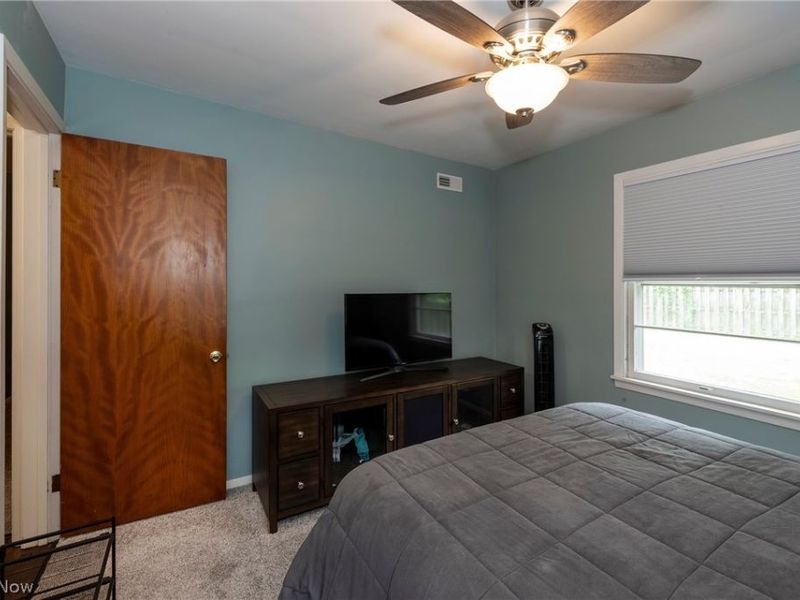 131 Edgewood Drive, Berea, OH 44017 Photo 32