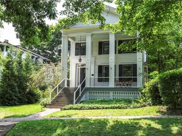 10 W 2nd Street, Corning, NY 14830