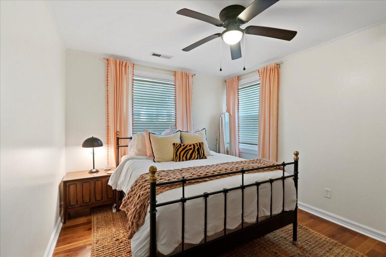 4728 Marlboro Place Photo 30