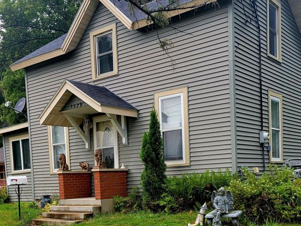 1529 Bush Street , Red Wing, MN 55066