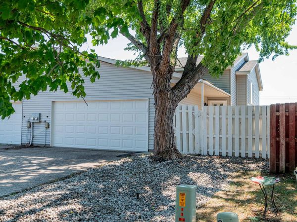 557 Kendall Drive, Hastings, MN 55033