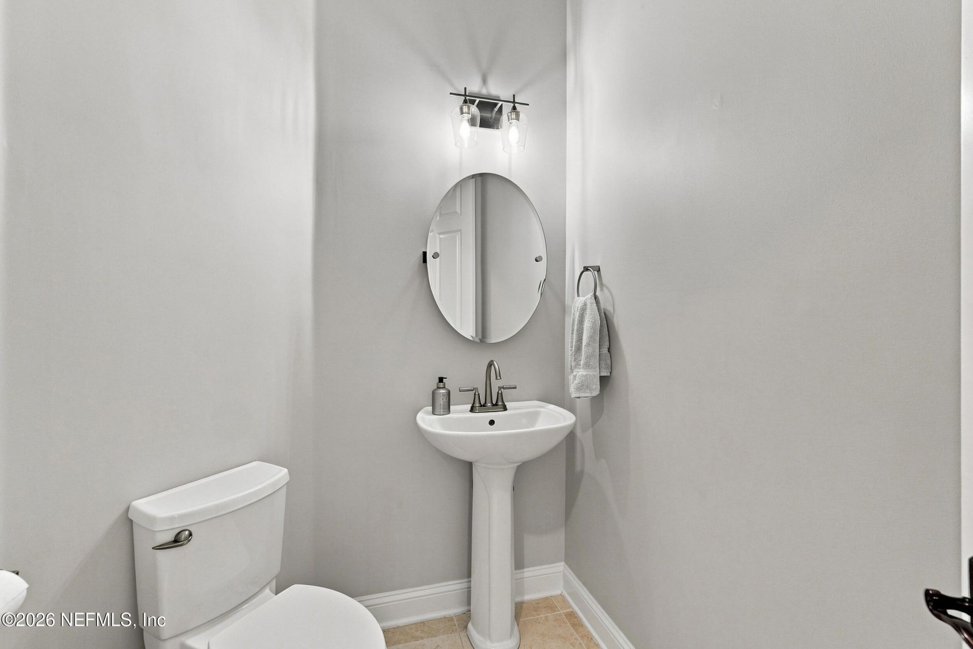 7623 Hollyridge Road, Jacksonville, FL 32256 Photo