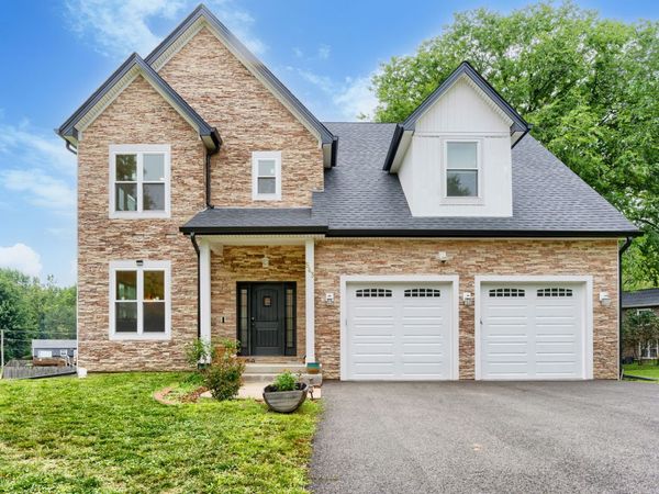 543 Madison Court , East Dundee, IL 60118