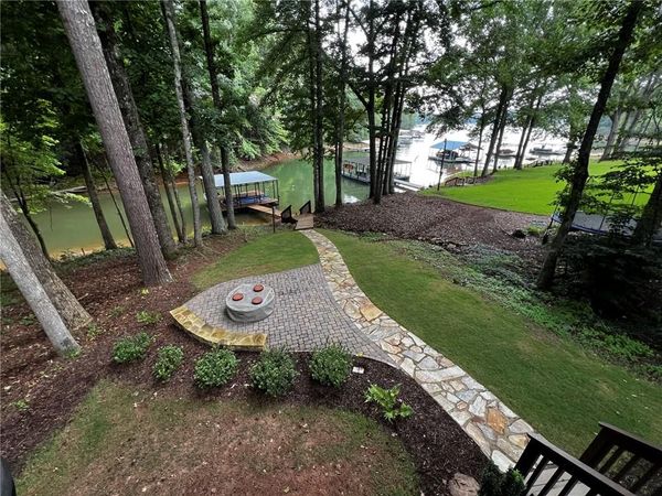 346 Indian Cove Drive, Dawsonville, GA 30534