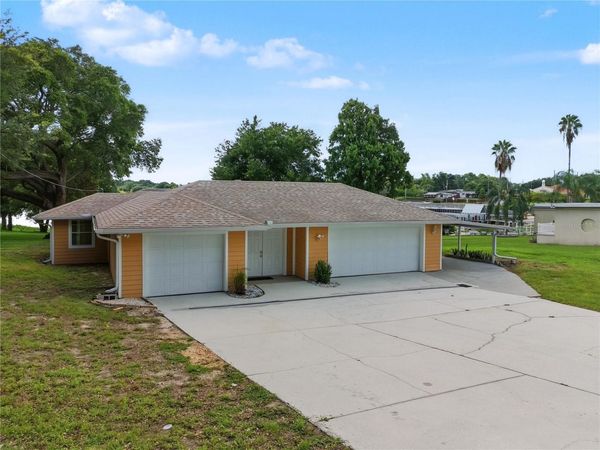 125 LAKE ROY DRIVE , WINTER HAVEN, FL 33884