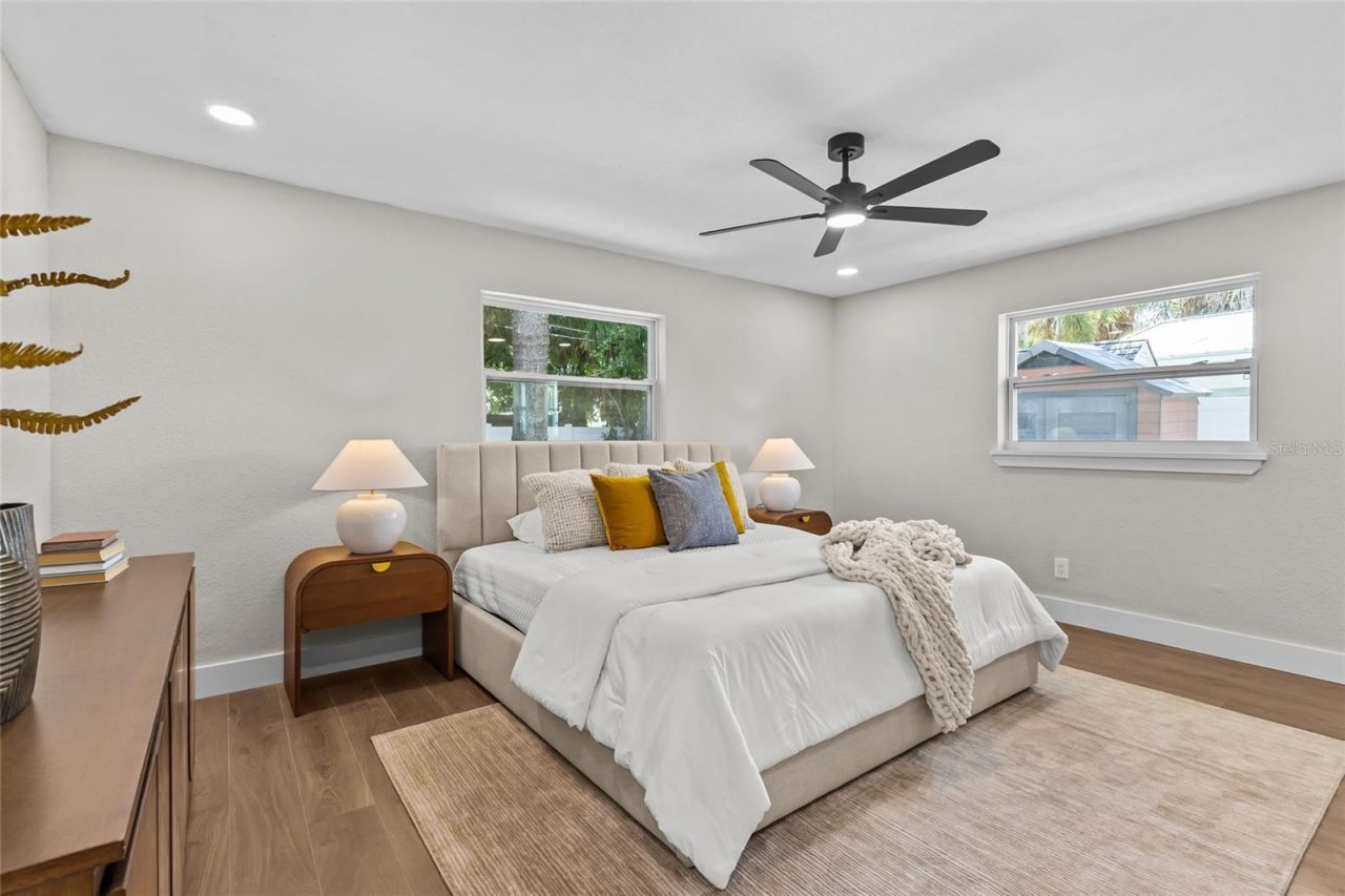 1782 Mississippi Avenue Ne, Saint Petersburg, FL 33703 Photo