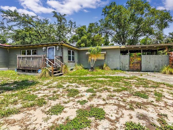 8725 N 26TH STREET , TAMPA, FL 33604