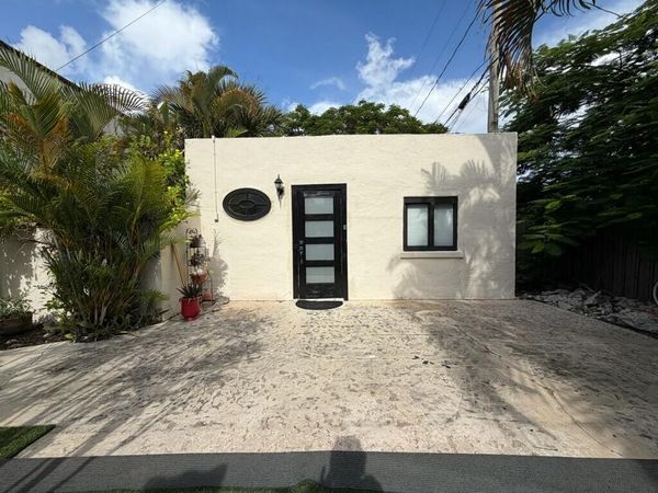 927 Paseo Andorra, Unit Cottage, West Palm Beach, FL 33405