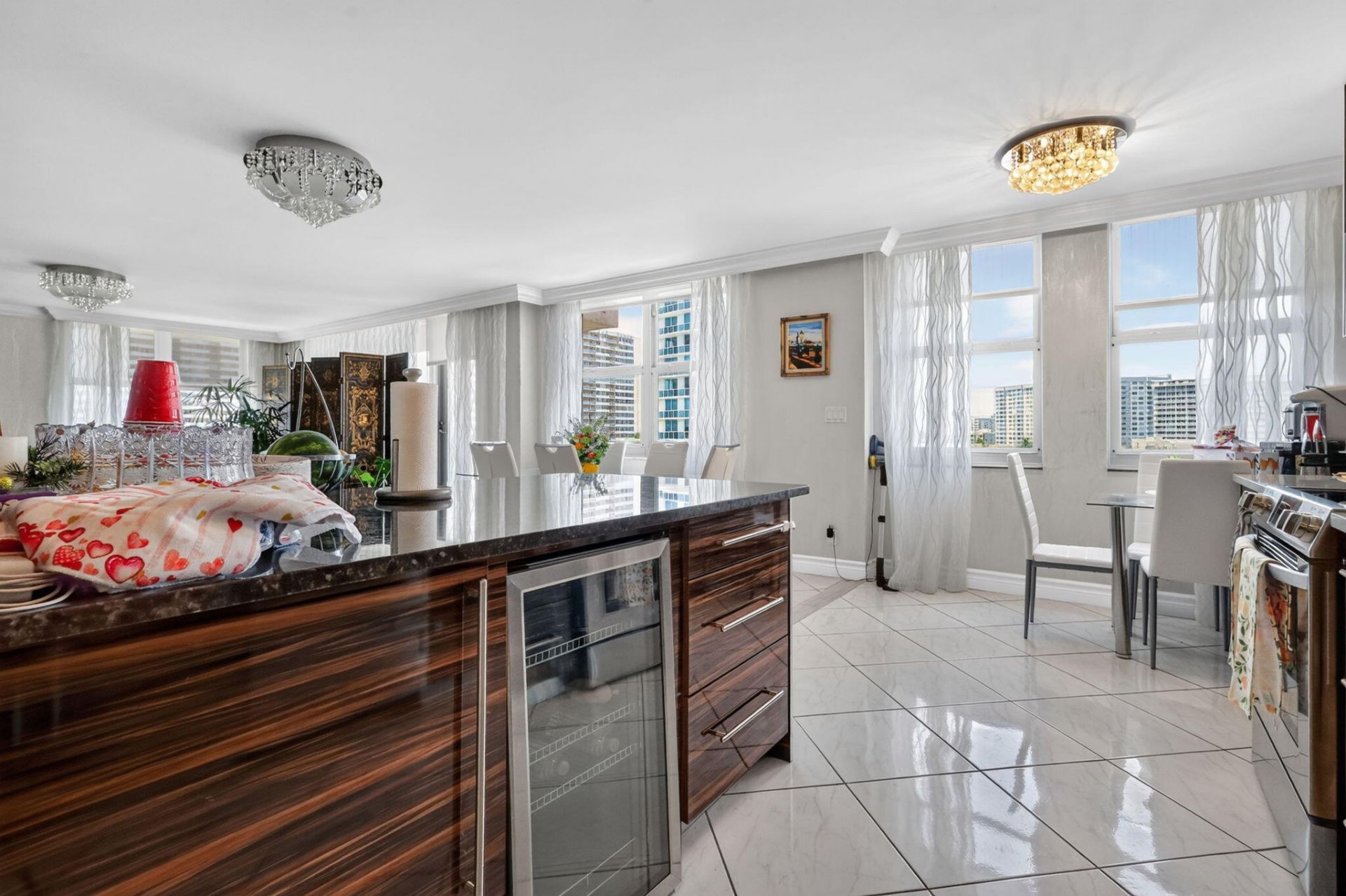 1920 S Ocean Drive, Unit 6A, Hallandale Beach, FL 33009 Photo