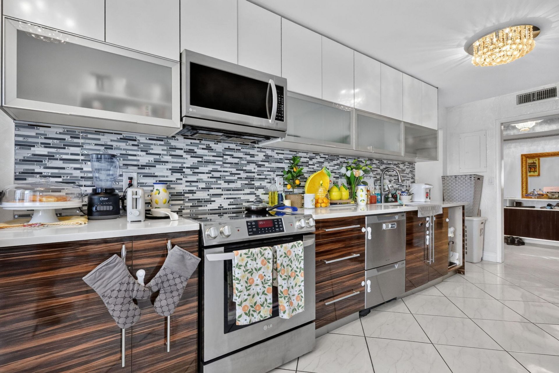1920 S Ocean Drive, Unit 6A, Hallandale Beach, FL 33009 Photo
