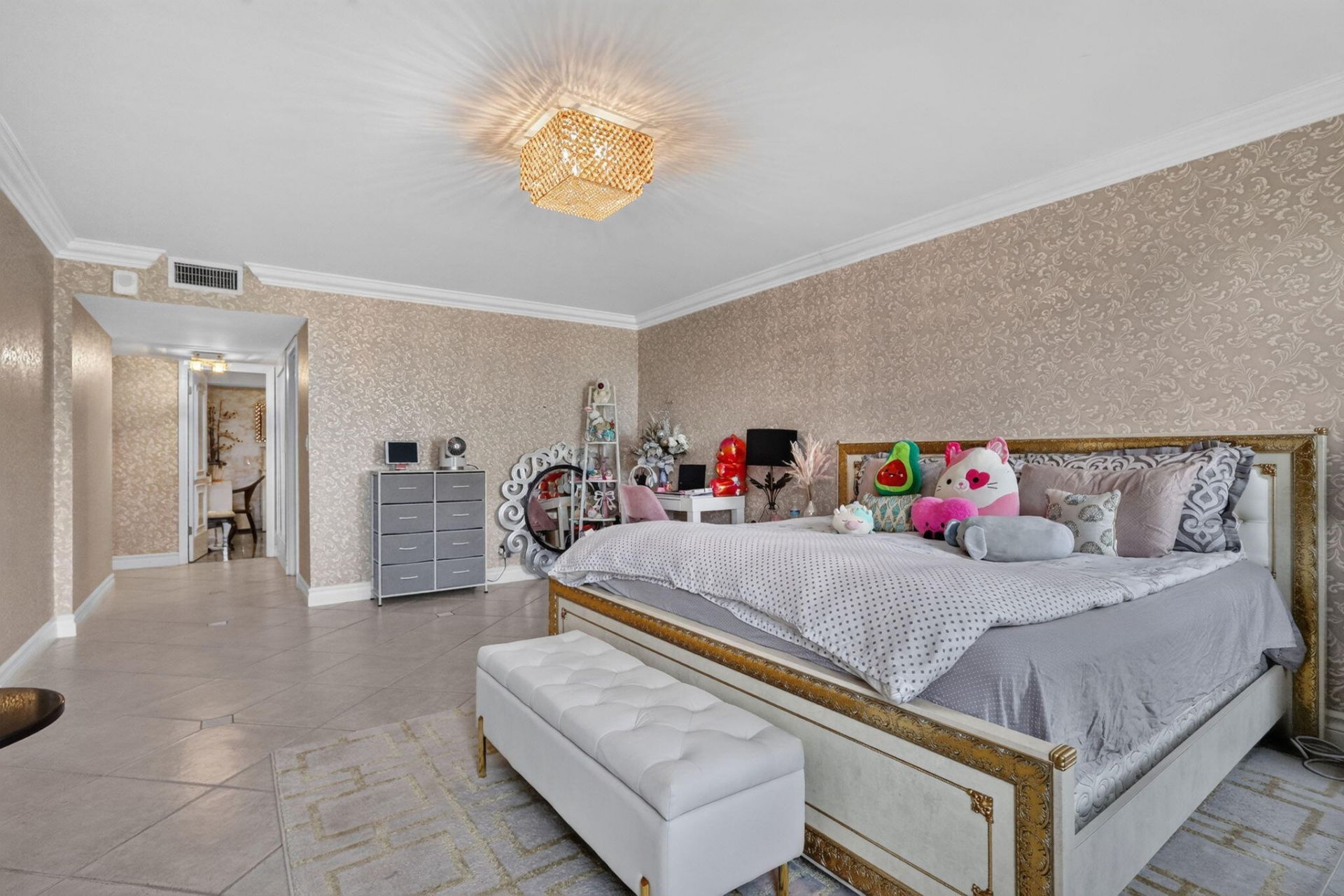 1920 S Ocean Drive, Unit 6A, Hallandale Beach, FL 33009 Photo
