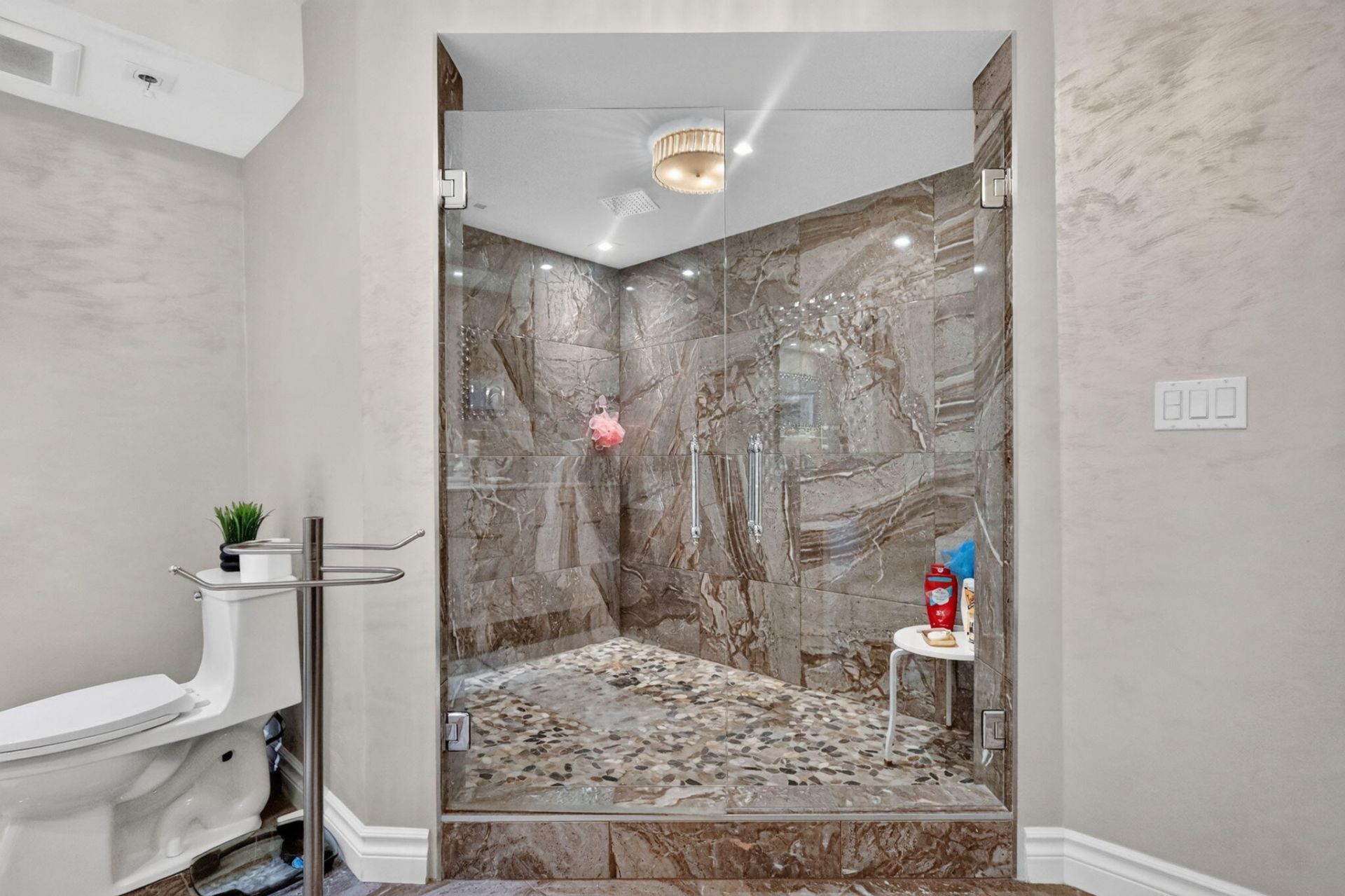 1920 S Ocean Drive, Unit 6A, Hallandale Beach, FL 33009 Photo