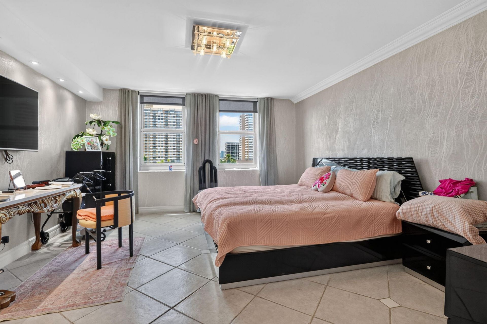 1920 S Ocean Drive, Unit 6A, Hallandale Beach, FL 33009 Photo