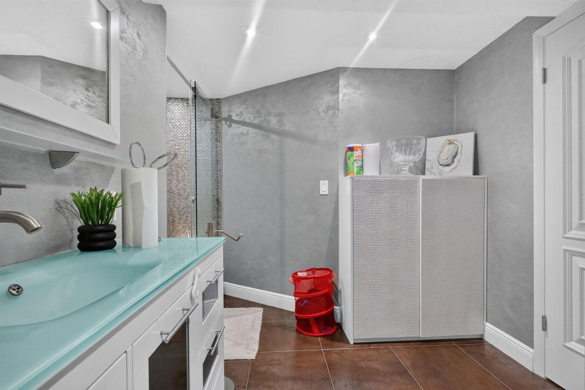 1920 S Ocean Drive, Unit 6A, Hallandale Beach, FL 33009 Photo