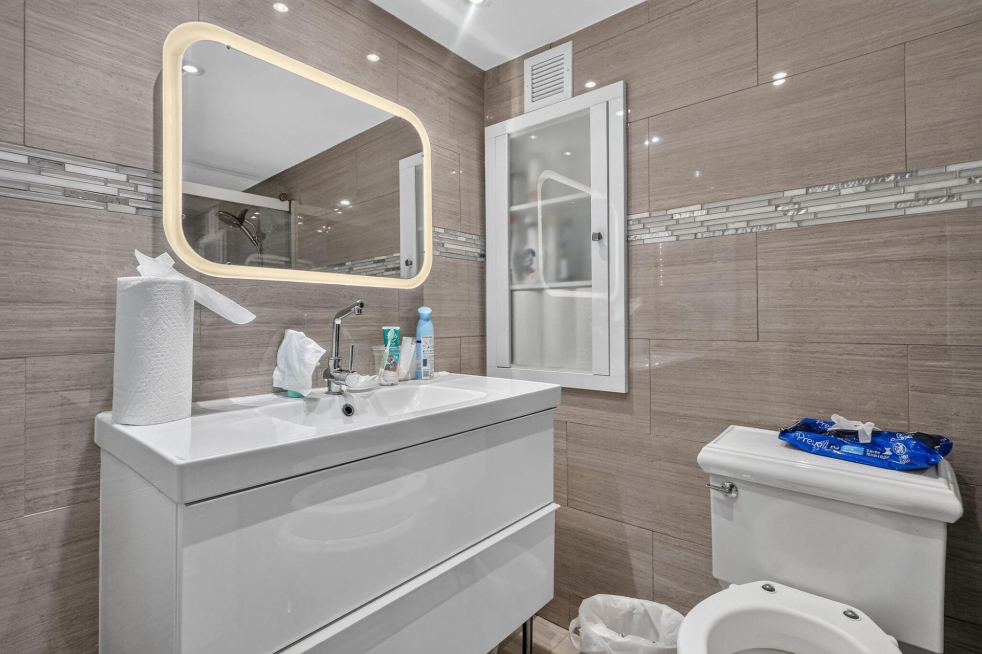 1920 S Ocean Drive, Unit 6A, Hallandale Beach, FL 33009 Photo