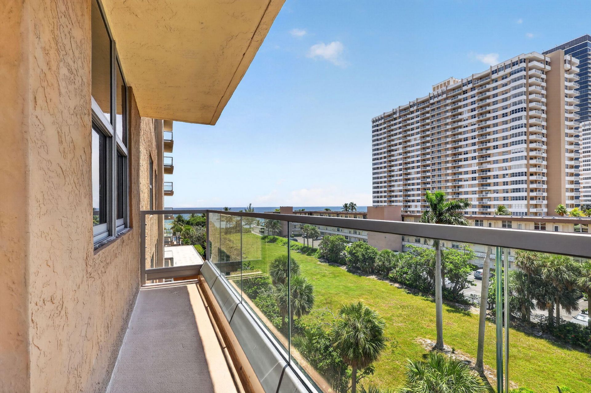 1920 S Ocean Drive, Unit 6A, Hallandale Beach, FL 33009 Photo