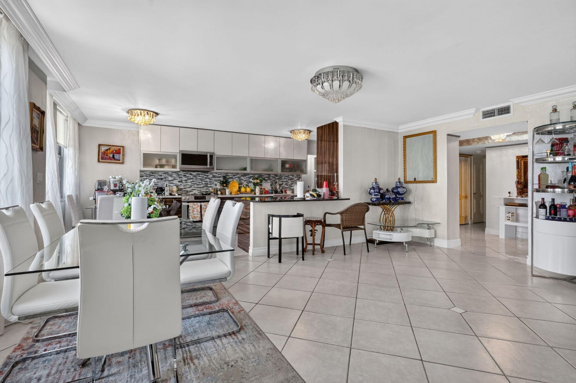 1920 S Ocean Drive, Unit 6A, Hallandale Beach, FL 33009 Photo