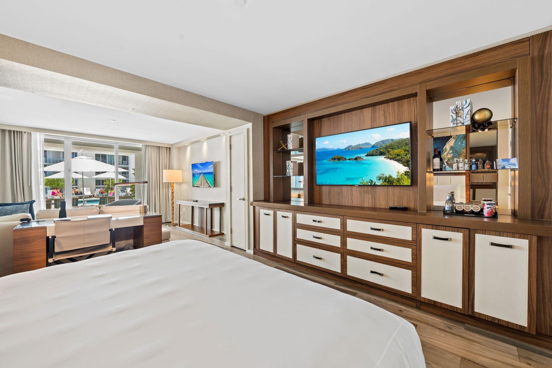 551 N Fort Lauderdale Beach Boulevard, Unit H614, Fort Lauderdale, FL 33304 Photo